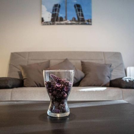 Lovely 3 Bedroom Apartment Next To Fuencarral Madrid Exteriér fotografie
