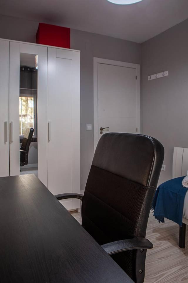 Lovely 3 Bedroom Apartment Next To Fuencarral Madrid Exteriér fotografie